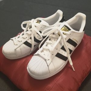 Adidas Superstar